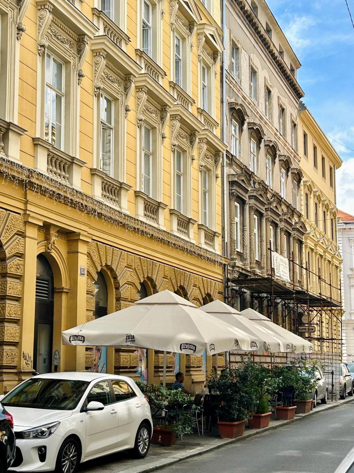 Local Heart At Main Square And Zrinjevac Park! Apartment Zagreb Exterior foto