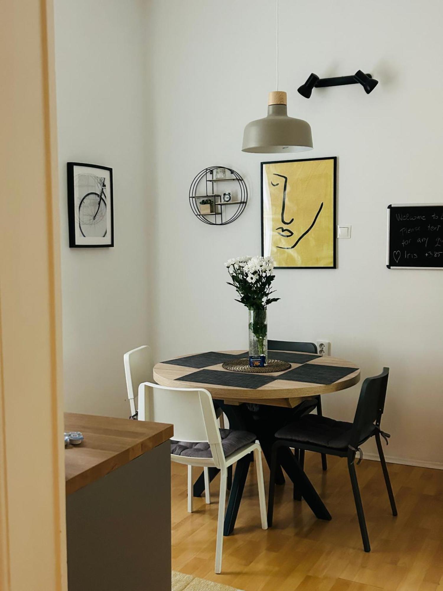 Local Heart At Main Square And Zrinjevac Park! Apartment Zagreb Exterior foto